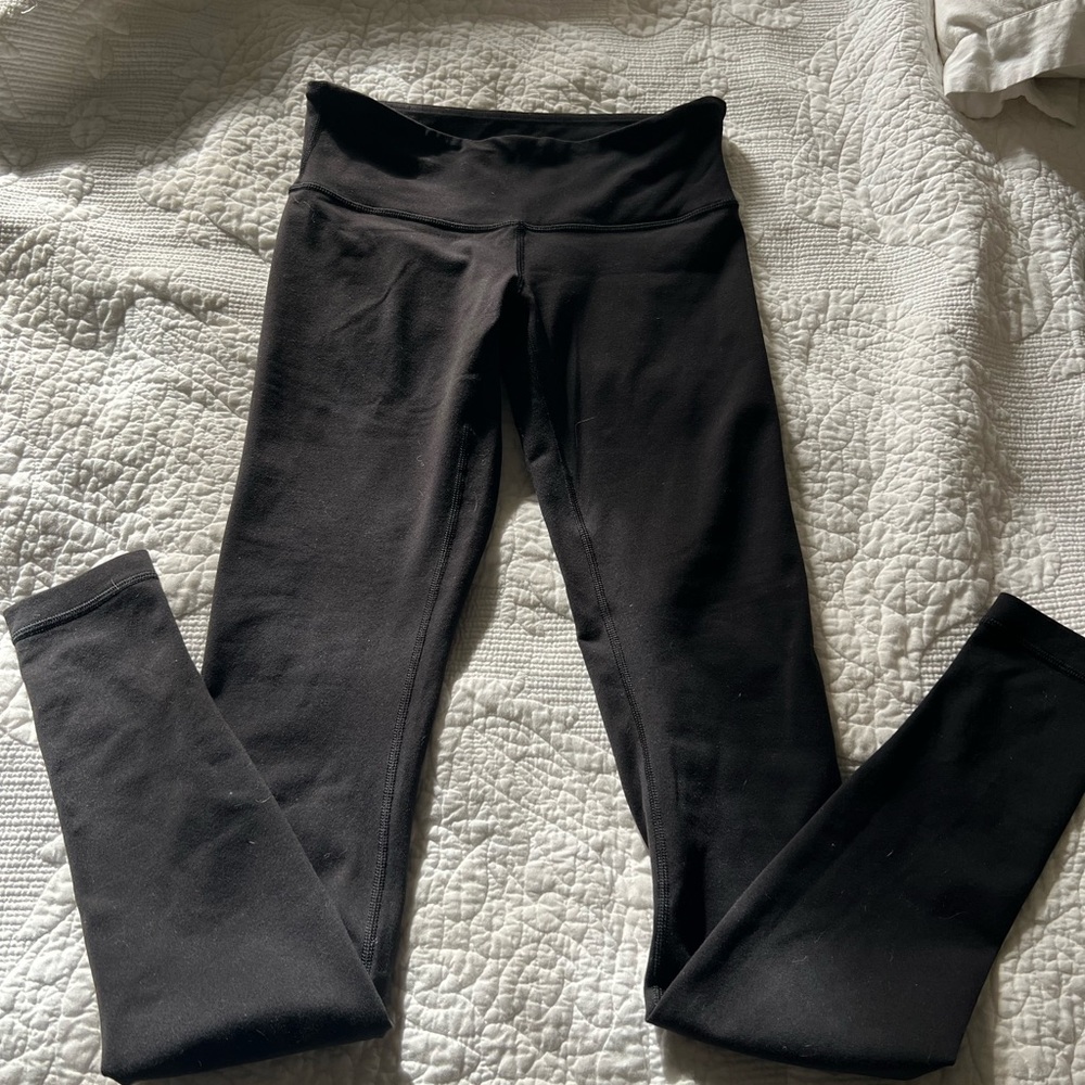 Lululemon black size 4 leggings like new